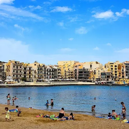 Lejlighed Bellavista - Comfortable Seafront Apartment Fully Airconditioned - 3 Bedrooms, 2 Bathrooms